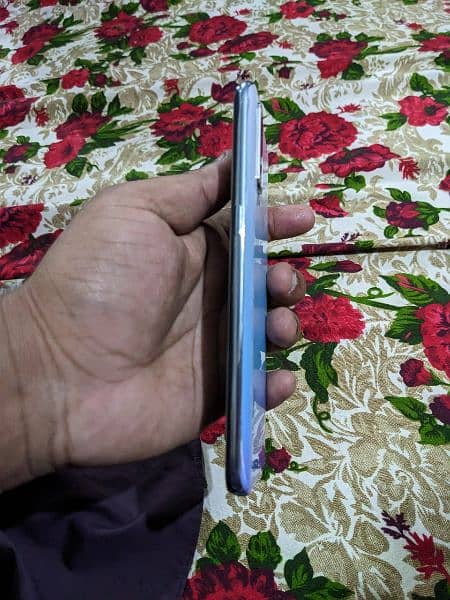 OPPO F15 RAM 8 ROM 256GB WITH BOX & CHARGER PTA APPROVED 5