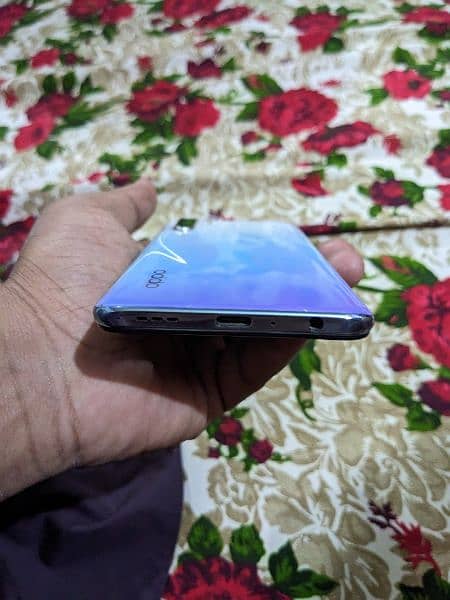 OPPO F15 RAM 8 ROM 256GB WITH BOX & CHARGER PTA APPROVED 6