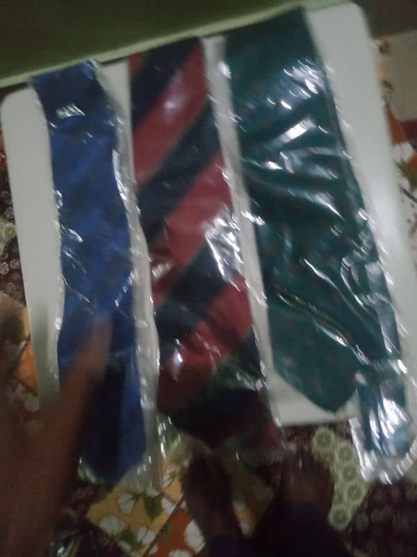 tie available 1