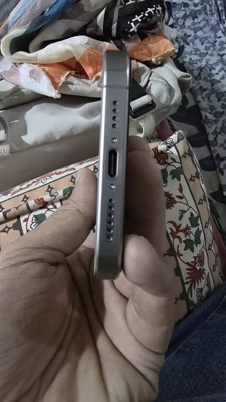 iphone 15 pro max Pta 1