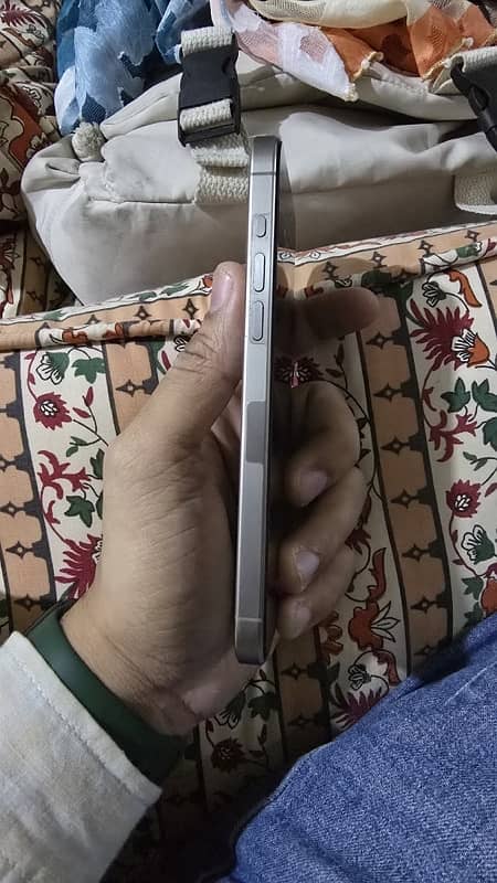 iphone 15 pro max Pta 2