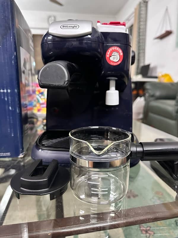 DeLonghi EC9 - Coffee Maker 3