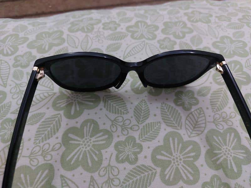 Gucci Cat eye and Morel French Original Sunglasses 9