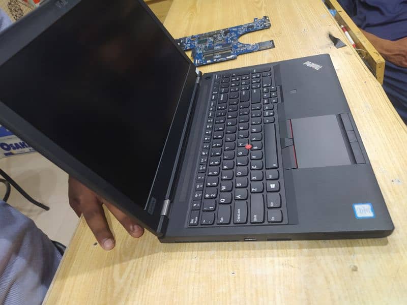 Lenovo Thinkpad P52 Workstation Ci7-8th gen 4GB Nvidia Graphics Card 10