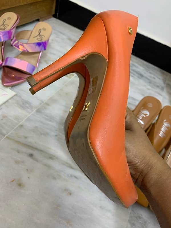 branded heels 6