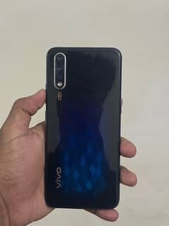 vivo s1 4/128 with box 0