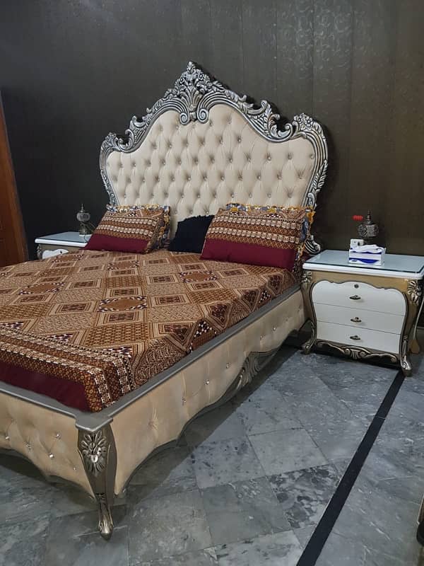 important  brand new bed only one month used urgent for sale 0