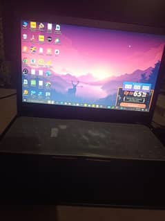 Laptop Lenovo A475 / i5 6th gen / 512MB AMD R7  graphics card