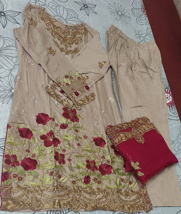 New dressed by lawn And chiffon dupptaa 2