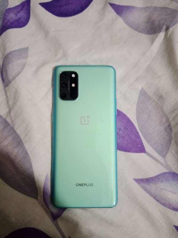 OnePlus 8T 8/128GB   9.5/10 Condition. 1