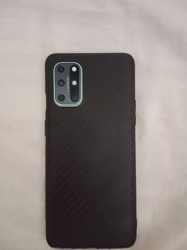 OnePlus 8T 8/128GB   9.5/10 Condition. 3