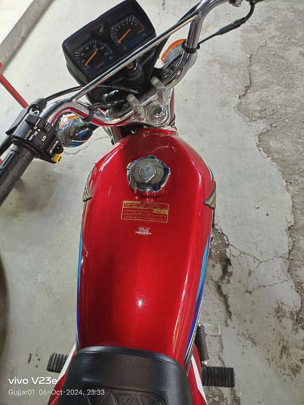 Honda CG125 New 7