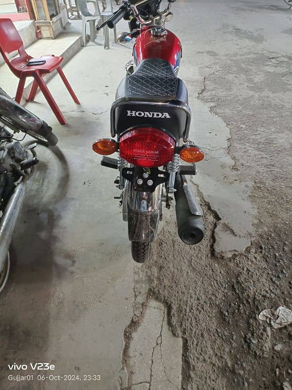 Honda CG125 New 10