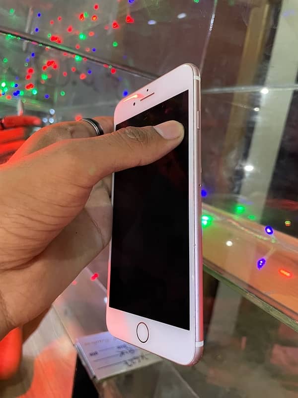 I phone 7 plus Golden 1