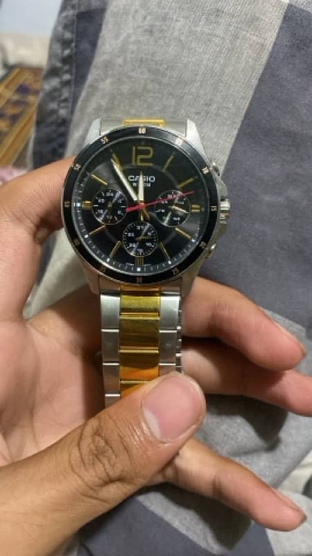 Casio MTP-1374HSG-1AV 1