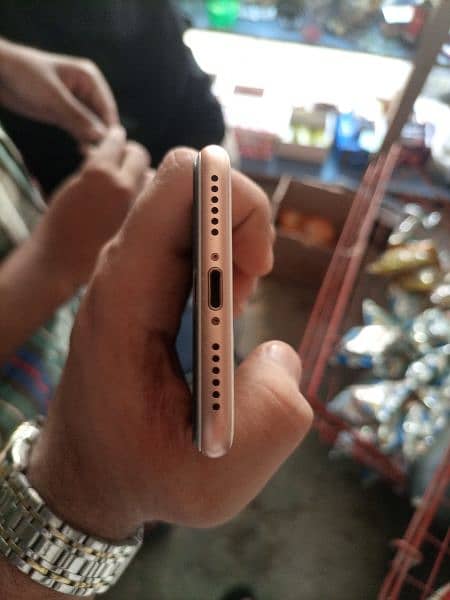 Iphone 8 Non PTA 3