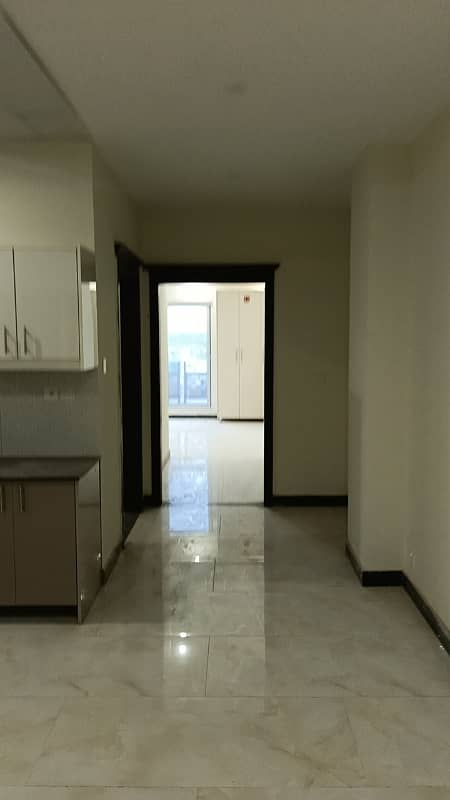 11 Central Apartment Flat Available For Sale G-11/1 14