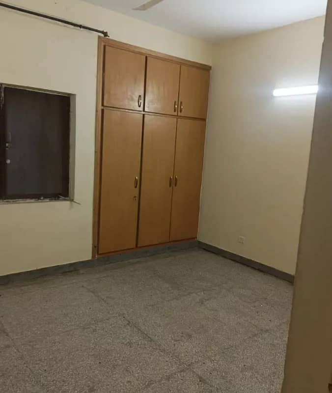 G-11/3 FGEHA D-Type 2nd Floor Flat For Sale 4