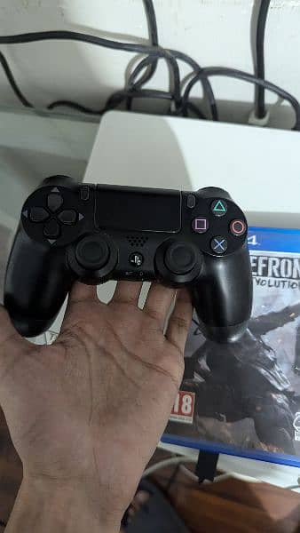 PS4 Slim 3