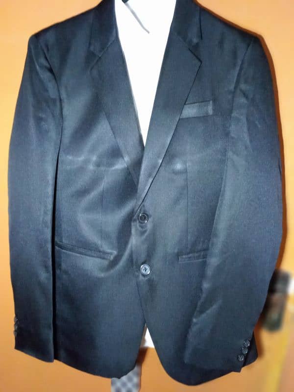 24 hours usaged 3 piece pent coat & shirt for any parties & function 1