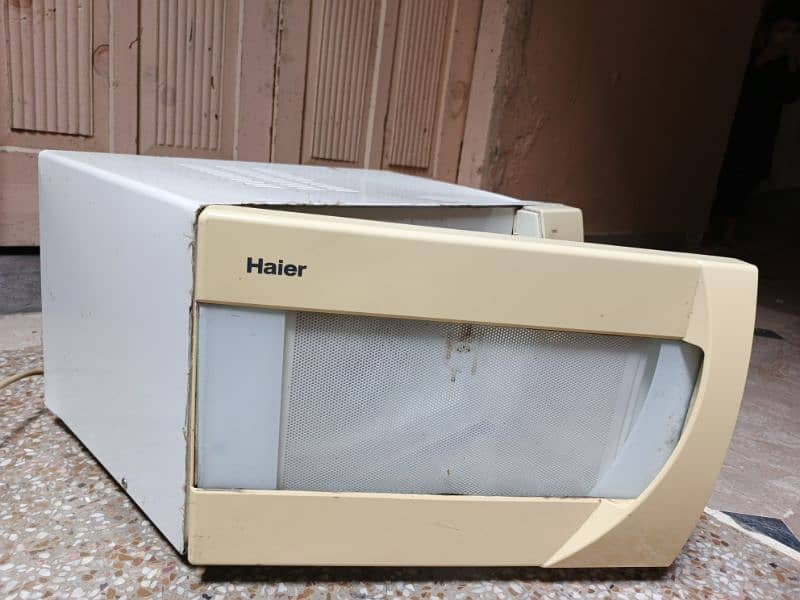 Haier Microwave 3