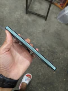 redmi mobile fresh conduction  just 1month used seal packed 0