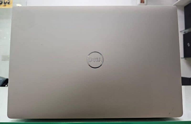 Dell precision 5520 4