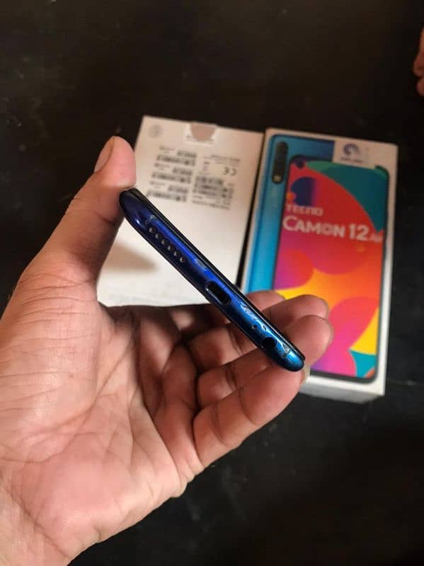 tecno camon 12 air 4/64 with box 4