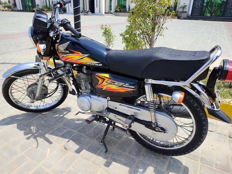 Honda 125 2021 Total Home used Geniune Bike 4