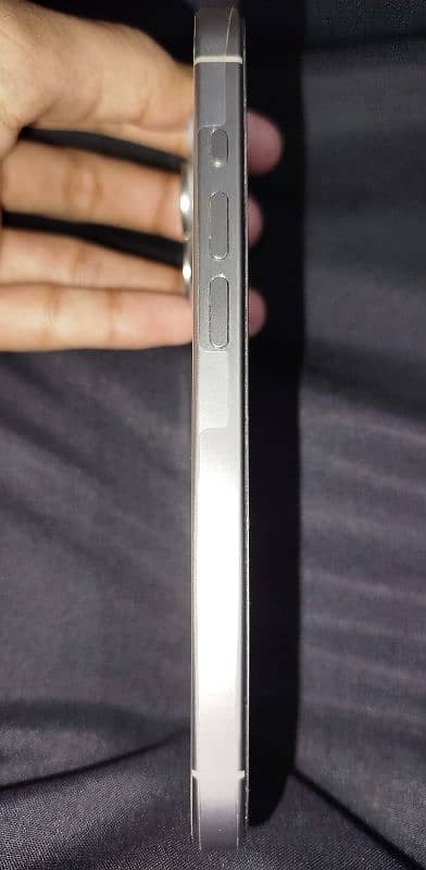 iPhone 15 Pro Max ( NON PTA  JV )  99% Health (128 GB) 10/10 Condition 8