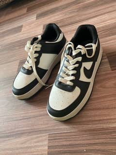 Nike Air Force 1 Panda (Fakes)