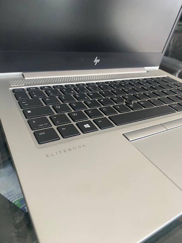 Hp elitebook 830 g5 2