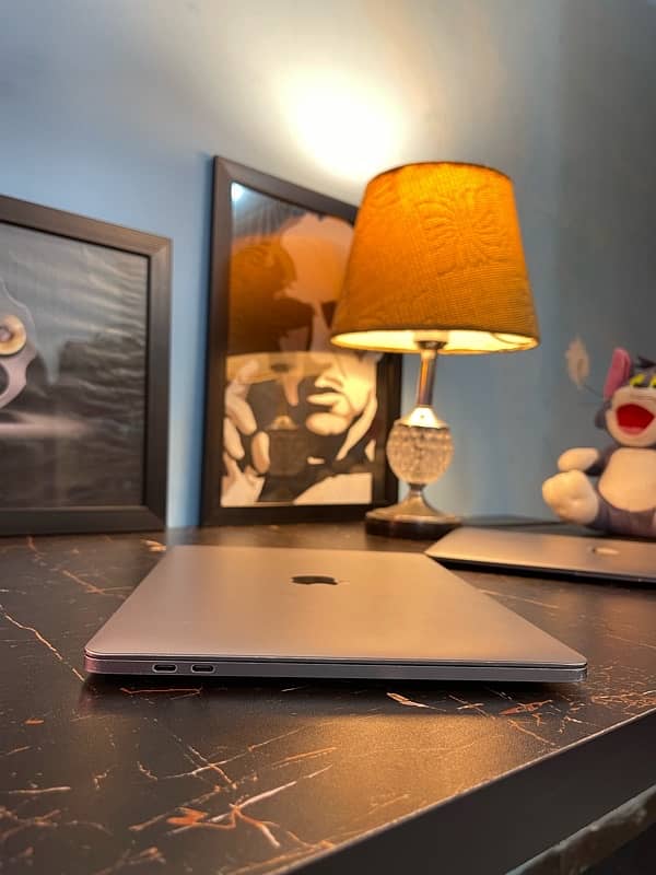 Apple Macbook Pro 2019 | 13 inches | Core i5 6