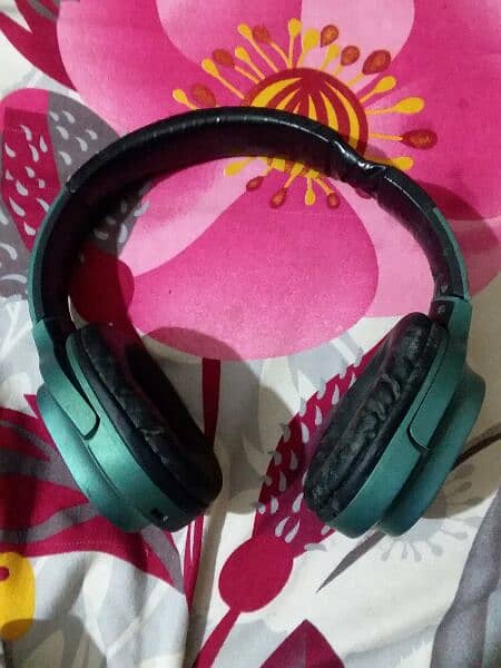 JBL Or Beats k Headphon Orignal used 4