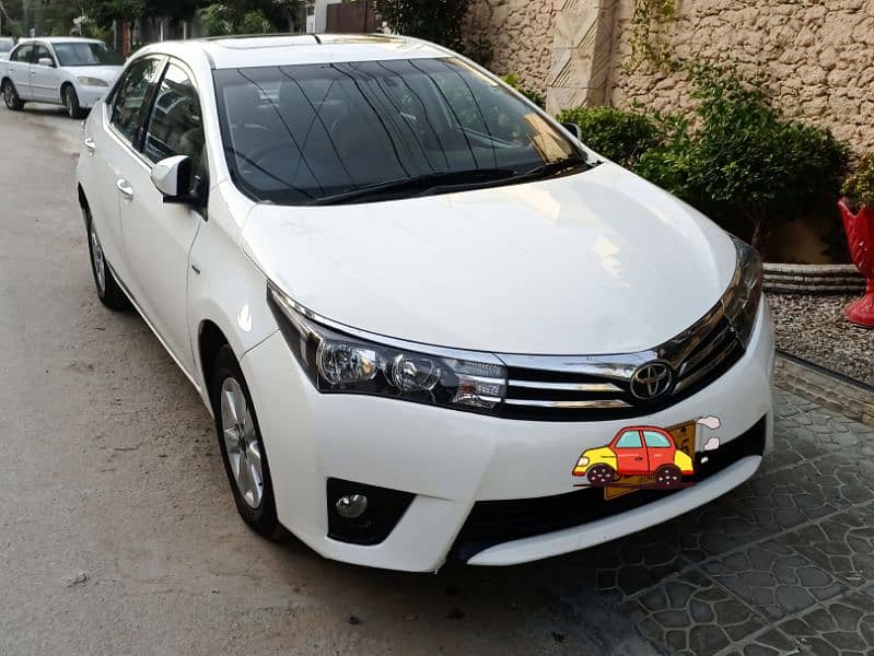 Toyota Altis Grande 2015 1