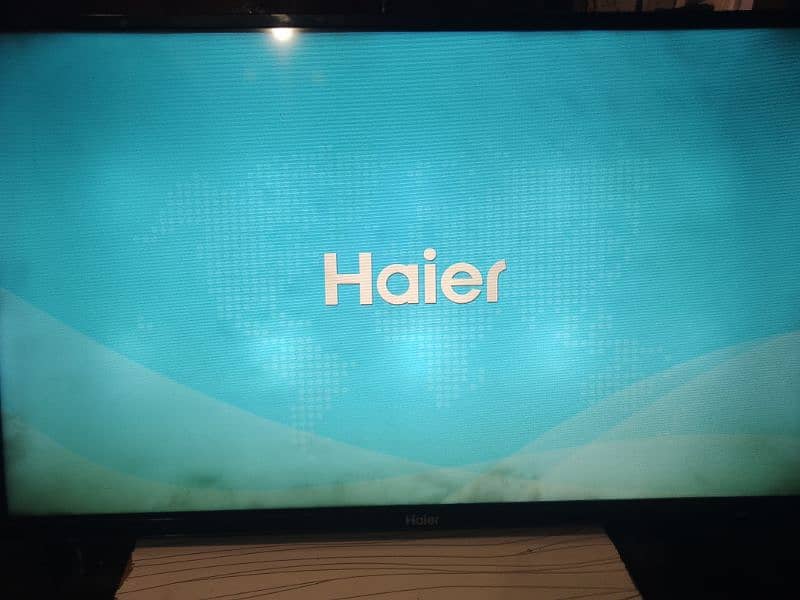 Haier led 32inch simple wali 3