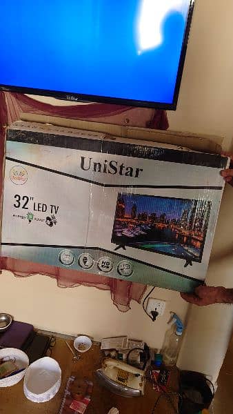 Unistar LED 32 8