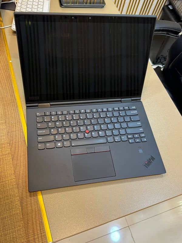 Lenovo ThinkPad X1 Yoga Ci7 8th Generation 16gb Ram 512gb NVME 1