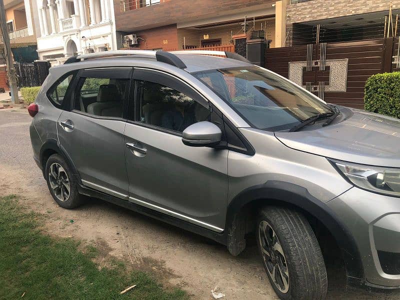 Honda BR-V 2018 fot urgently sale 3