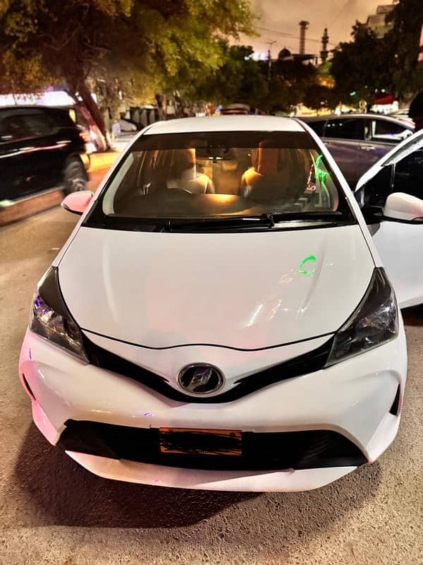 Toyota Vitz 2015 0