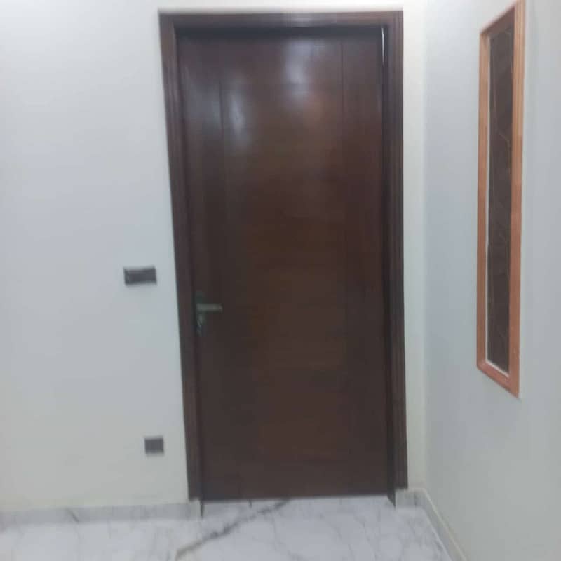 3marla house for sale in main boulevard defense opposite adil hospital 7