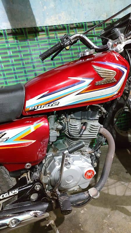 Honda cg 125 model 2016 ka 8 month //note  03162765914 only call 2