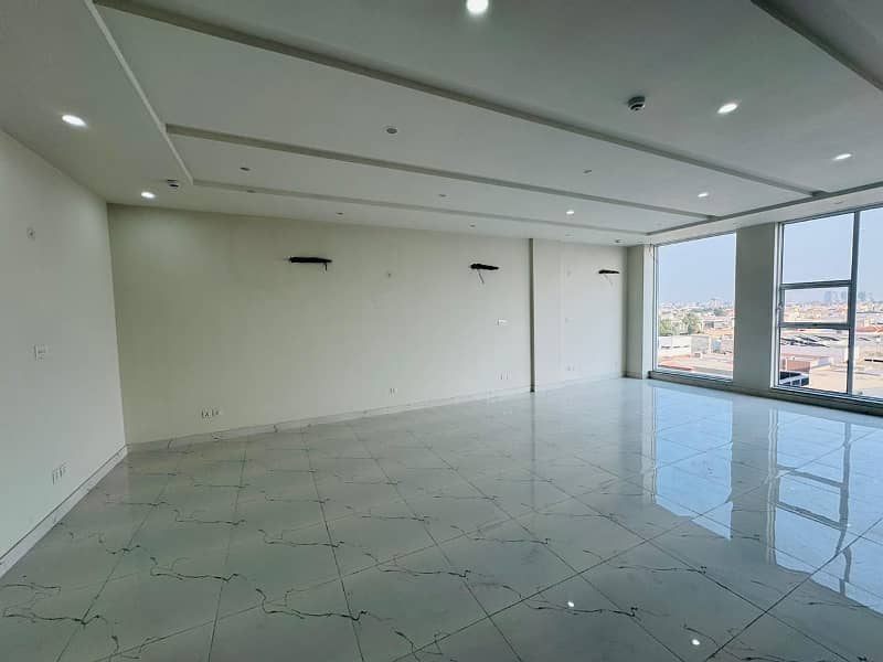 8 Marla Floor available for rent in DHA Phase 5 4