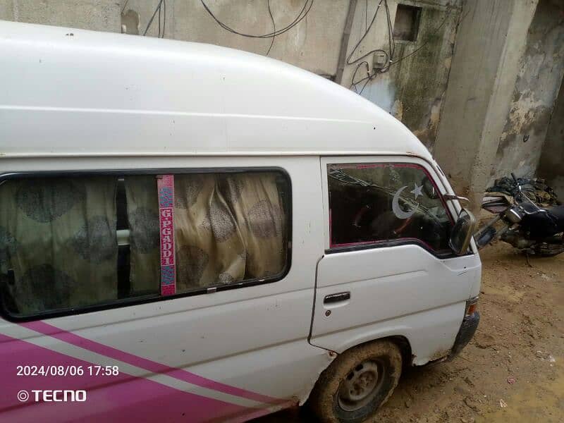 Nisan Hiace R 1 6