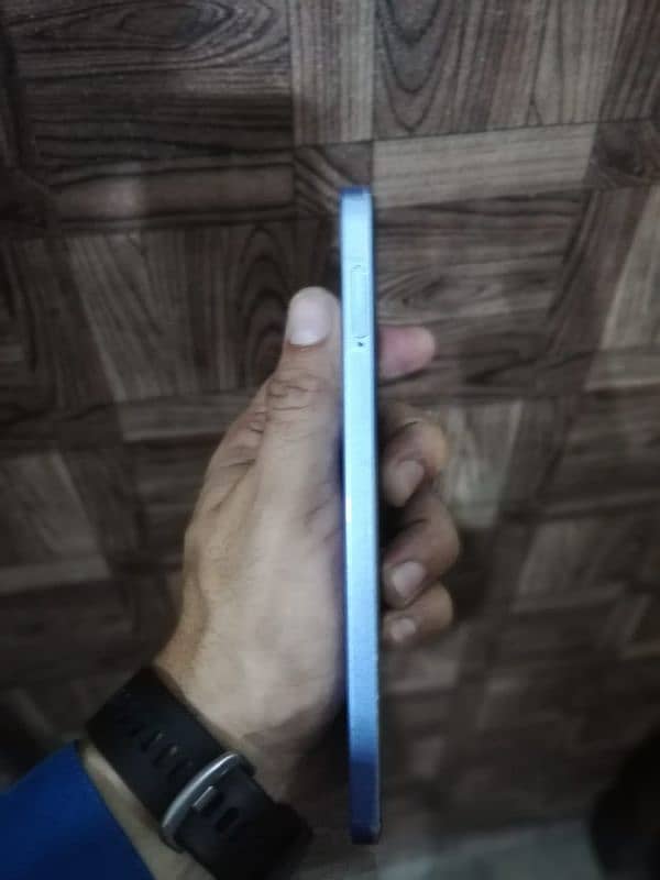 Oppo Reno 11F Sky Blue 2