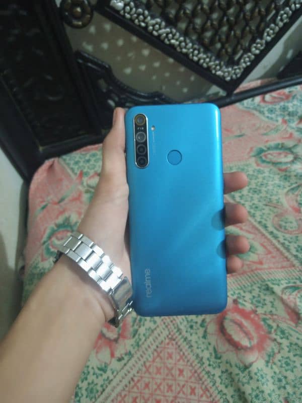 realme 5C 4