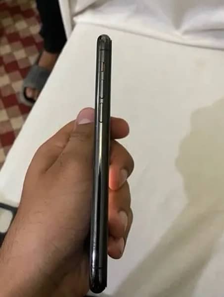 iphone 11 pro 64/Gb pta proved 3