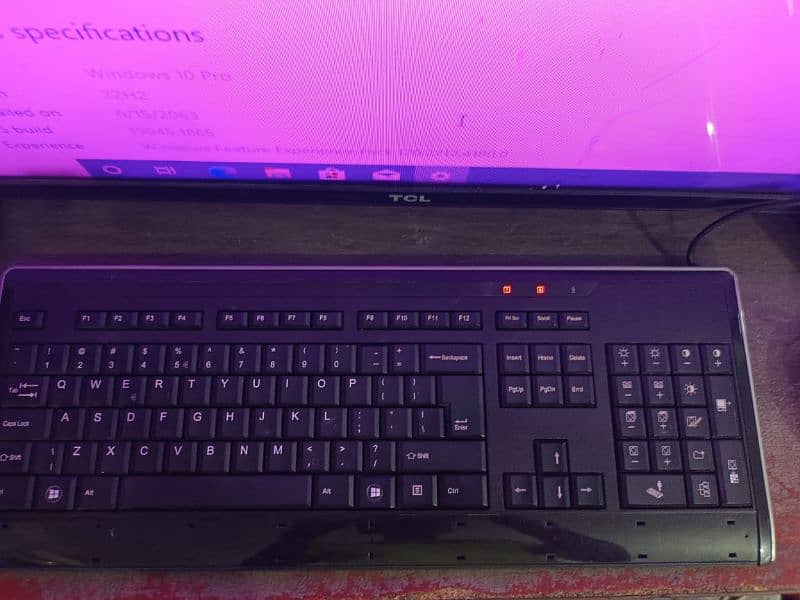 Intel corei5 4gen gaming pc with mouse keyboard headphones 9