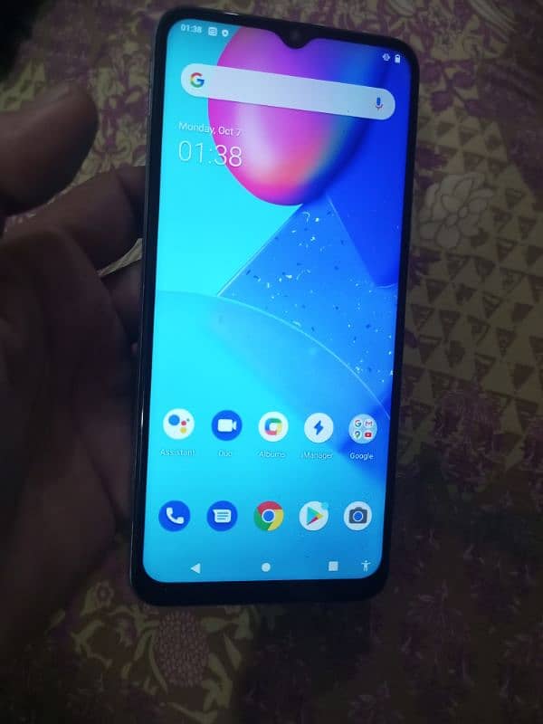 Vivo v20 4/64gb All ok mobile ha sirf agy wala camera dodara Hua ha 1