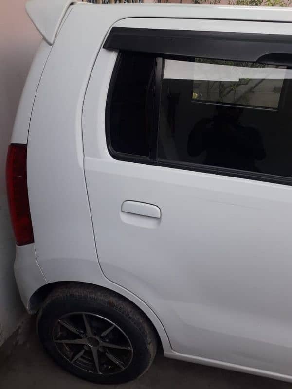 Suzuki Wagon R 2019 3